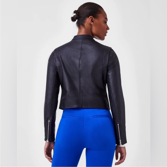 Spanx Womens Leather Like Moto Jacket Crop Biker Sz M Comfy Black Grunge NWT - Picture 4 of 11